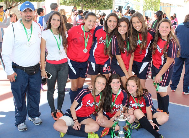 員都能融入 員都能融入